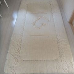 配送しません　直接取引のみ　花柄 シングル掛け布団敷布団セット ダメージありの画像