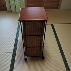 ラタン　収納　ラック　籠　2セットの画像