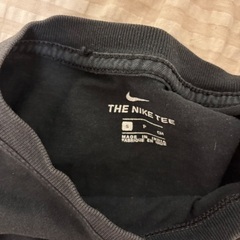 ナイキ　Tシャツ　Sの画像