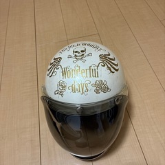 バイク用ヘルメット2種類の画像