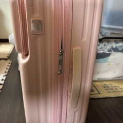 キャリーケースの画像