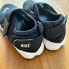 NIKE エアリフト　リトルキッズシューズの画像