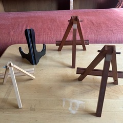 小さいイーゼル　4つの画像