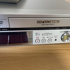 DVD VHS レコーダー　Panasonic DIGA DMR-E70V ディーガの画像