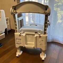 ポータブルトイレ　美品の画像