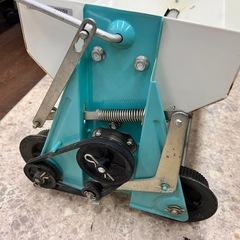 啓文 ケイブン たねまき機 K-6T 手押し 覆土兼用 種まき 農作業 【11081919】の画像