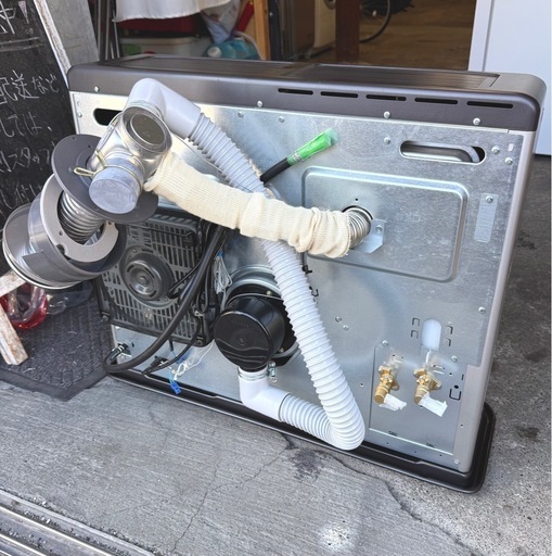 23年製 サンポット ゼータスイング FF式床暖ストーブ UFH-703RX B