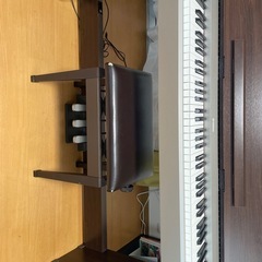 電子ピアノの画像