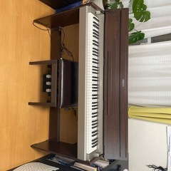 電子ピアノ