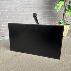 モニター28型