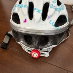 児童用ヘルメットの画像