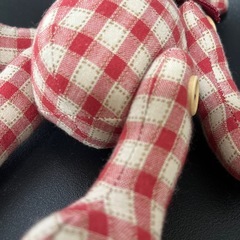 ハンドメイド　赤　チェック　くま　熊　テディベアの画像