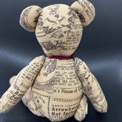 ハンドメイド　くま　熊　英字新聞　テディベアの画像