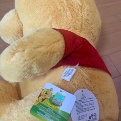 【新品タグ付き】くまのプーさん50センチ特大ぬいぐるみ！の画像