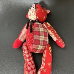 ハンドメイド　パッチワーク　くま　熊　赤　花柄　の画像