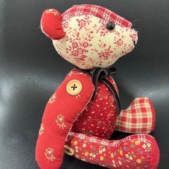 ハンドメイド　パッチワーク　くま　熊　赤　花柄　の画像