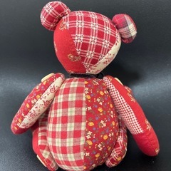 ハンドメイド　パッチワーク　くま　熊　赤　花柄　の画像