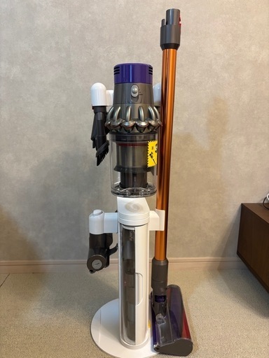 ダイソンSV12コードレスクリーナー