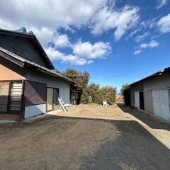 倉庫としての利用がおススメ！土地面積驚異の３００坪超！