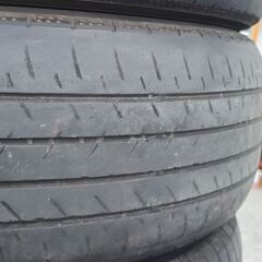 YOKOHAMA BluEarth 215/55R17 4本の画像