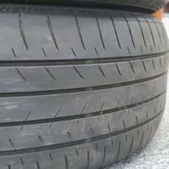 YOKOHAMA BluEarth 215/55R17 4本の画像