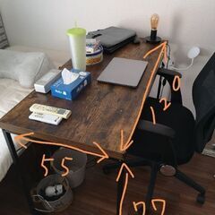 デスク、テーブルの画像