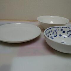 食器3点の画像