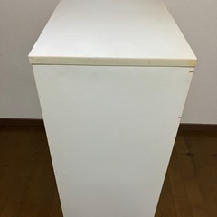 【差し上げます】　昭和レトロなタンスの画像
