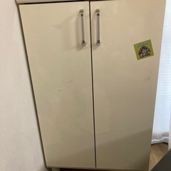 収納棚　靴箱の画像
