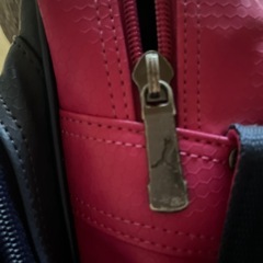 PUMA スポーツバッグ　ショルダー　ネイビー✖️ピンクの画像