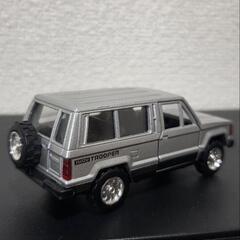 超レアモデル♪約40年前SUVの当時メーカー販促品!『いすゞトゥルーパー 1/43スケール 丸目ミニカー』※ビックホーン海外向け用　直接手渡し限定で場所は東京都武蔵村山市の画像