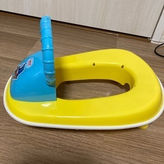 補助便座　トーマスの画像