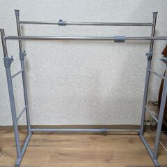 ハンガーラック押入れ収納の画像