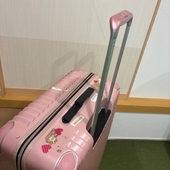 スーツケースの画像