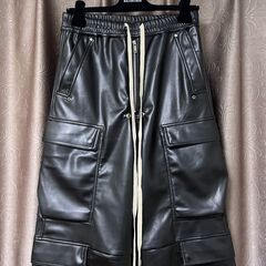  Rick Owens leather cargo pantsの画像