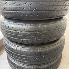 軽自動車のホイールセットの画像
