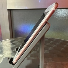 
【美品】iPhone 6s  64GB  バッテリー新品100% の画像
