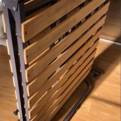 折り畳みベッド・キャスター付きの画像