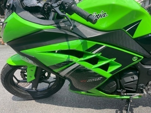 Ninja 250スペシャルエディション2014年式　abs バッテリー新品