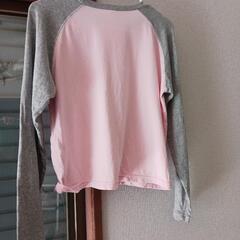 adidasTシャツの画像