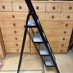 金属製　脚立の画像