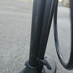 自転車空気入れの画像
