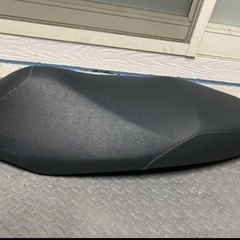 シグナスグリファス新車外しシート
の画像