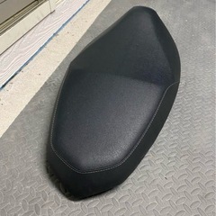シグナスグリファス新車外しシート
の画像