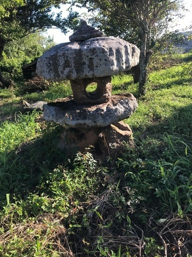 自然山かけ灯篭  日本庭園　希少