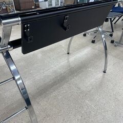★リユースのサカイ高崎店★TJ12518  パソコンデスク 黒 H76.5×D160×W160 クリーニング済みの画像