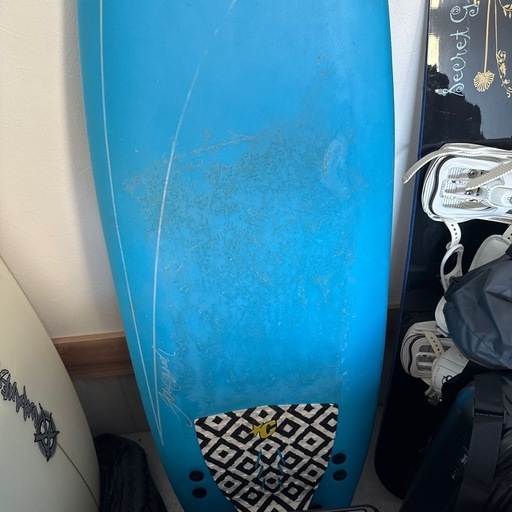 サーフボード ショート