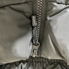 NEIGHBORHOOD DOWN VEST . PE Blackの画像