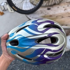 （お取引中）自転車ヘルメットの画像
