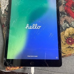 　ジャンク　iPad 第六世代の画像